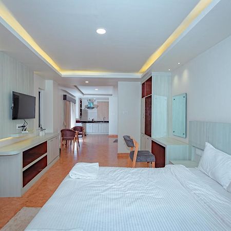 Апартаменти Poms Penthouse Покхара Екстер'єр фото